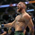 Ludilo! Konor Mekgregor dolazi u Budvu! Vaso Bakočević se bije golim šakama, ali tu nije kraj iznenađenjima... Publika u…