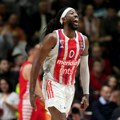 "Šta radiš ludaku - pogušićeš nas sve" Otkrivena luda priča iz Crvene zvezde: Amerikanac spavao u šatoru na terasi, kadio…