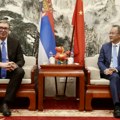 Otvorena izložba fotografija o istoriji prijateljstva Srbije i Kine, prisustvuje Vučić