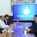 Vučić sa Kaj-Fu Lijem: Nove tehnologije donose uštedu vremena i bolje odluke