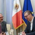 Vučić se sastao sa ambasadorom Sjedinjenih Meksičkih Država Karlosom Feliks Koronom (foto)