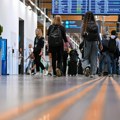 Zašto avioni kasne leti? Od olujnih oblaka i vrelog vazduha do otkazivanja letova: Evo kada avio-kompanija nije kriva za haos…