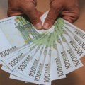 Devizni kurs: Evro sutra 117,46 dinara