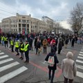 Protesti i ćutanje u nekoliko gradova u Srbiji, najavljena nova okupljanja (foto)