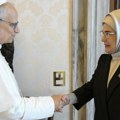 Papa Lav u razgovoru sa Emine Erdogan najavio mogućnost posete Turskoj u novembru