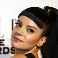 Lili Alen na promociji albuma delila igračke za odrasle
