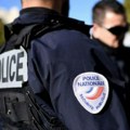 Francuska policija u centru grada ubila naoružanog Senegalca (26)