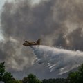 Ogroman požar preti Parizu: Naređena evakuacija, na terenu 400 vatrogasaca FOTO/VIDEO