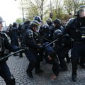 Lider socijalista u Francuskoj pozdravio proteste srednjoškolaca i studenata