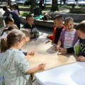 Užice dečjim očima – najmlađi sugrađani izložbom i javnim časom crtanja obeležili Dan grada (foto, video)