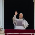 Papa Lav XIV prvi put u javnosti nakon operacije pluća: Obratio se vernicima FOTO