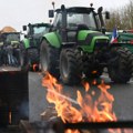 Na protestnoj barikadi francuskih poljoprivrednika poginula jedna žena, dve osobe povređene