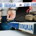 Iznajmio stan na čukarici kako bi prodavao kokain! Policija pretresom pronašla i ašov, kopao rupu u blizini, pa pas…