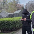 Vučić pod kapuljačom
