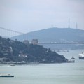 Moreuz Dardaneli privremeno zatvoren zbog šumskih požara