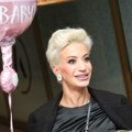 "Koliko mi se njih udvaralo, malo sam momaka imala": Dušica Jakovljević slavi sa Amidžićem rođenje njegove ćerke: "Na poklon…
