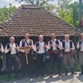Stigao novi pehar: Uspeh pevačke grupe "Ribnica"