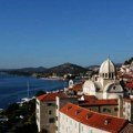 Kugla sladoleda - 90 centi, kafa za evro i 70: Ovaj grad na Jadranu cenama oduševio turiste: "Smeštaj može da se nađe i za 30…