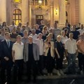 Ministri ispred Skupštine: Dajemo podršku ljudima koji žele da uče i da normalno žive