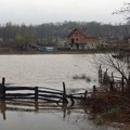 Vodostaji u porastu širom Srbije, spasoci ispmupavali vodu na području Valjeva i Čačka