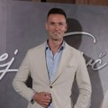 Zakoračio na estradu: Aleksej Sivč na muzičku scenu stže sa tri autorske numere (foto)