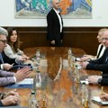 Vučić se sastao sa generalnim sekretarom OEBS-a Feridunom Sinirliogluom