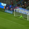 Dve greške Zvezde i dva penala! Ovako je sve krenulo loše po crveno-bele protiv Plzenja