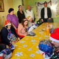 Pokloni za srećnije praznike: Novogodišnje druženje u prostorijama URDOUR u Vrnjačkoj Banji