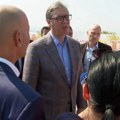 "Deseta fabrika stiže u Niš": Vučić na polaganju kamena temeljca fabrike Ariston: Posao za 300 ljudi, u Nišu je zaposleno…