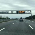Haos na autoputu: Taksista vozio od Mostarske petlje do Autokomande u kontra smeru, evo koliku kaznu je dobio