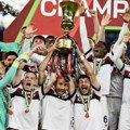 Trofej za Mihajlovića