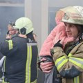 (Video) Rusija sravnila sa zemljom vrtić! Jezive scene iz Harkova, ima povređene dece, bukti požar: "i dalje traje napad"