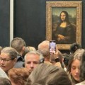 Ekskluzivan snimak krađe veka iz Luvra: Evo kako su lopovi lomili i pokrali najpoznatiji muzej na svetu (video)