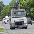 (Foto) Policija nastavila akciju u ovom sremskom selu: Pronađen još jedan automobil osumnjičenog