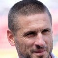 Mali Danilo uživa u dedinom krilu: Niša Saveljić podelio prelepu porodičnu fotografiju, sin Nikolas isti on, a ćerka lepotica…
