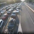 Гужва на Батровцима, чека се четири сата