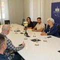 Žarko Mićin primio mlade šahiste iz Novog Sada posle bronze na Evropskom prvenstvu
