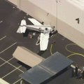 VIDEO Srušio se mali avion u Kaliforniji: Jedna osoba poginula, troje povređeno