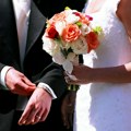 Sve više ljudi kaže da su svadbe preskupe, evo nekoliko saveta kako da uštedite