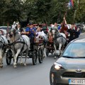 FOTO: Tamburaši u fijakerima ponovo defiluju gradom