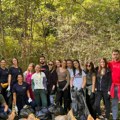 Akcija studenata Ekonomskog fakulteta: U Ovčar Banji skupili 100 vreća smeća