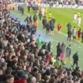 Veliki haos u Engleskoj: Prekinut meč FA kupa, reagovala policija