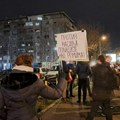 Protest ispred Policijske uprave za Beograd zbog racije u romskom naselju