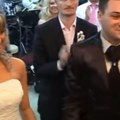 Pevača prevarila žena sa njegovim drugom Bili u braku 12 godina, a o njihovoj svadbi u Leskovcu se i dalje priča