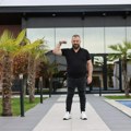Ovako izgleda vila borka radivojevića u Petrovcu na Mlavi! Bazen, džakuzi i baldahini za uživanje! Prava oaza mira
