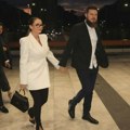 Sin Suzane Jovanović PRVI PUT U JAVNOSTI nakon smrti Saše u društvu prelepe supruge. OSMEH je ponovo tu FOTO