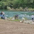 Bravo ljudi – ovako se vole svoj grad i reka: Prijepoljci se okupili i očistili čuvenu plažu pored Lima (foto)