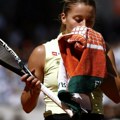 Finalistkinja Rolan Garosa poražena na startu Vimbldona