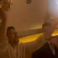 Novak Đoković slavio u Parizu titulu i rekorde: Zavirite na ludu žurku u prestižnom restoranu