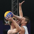 Stravično! Srpski basketaš dobio snažan udarac u lice i ostao da leži na zemlji! Mihailo Vasić ustao sa raskrvavljenim…